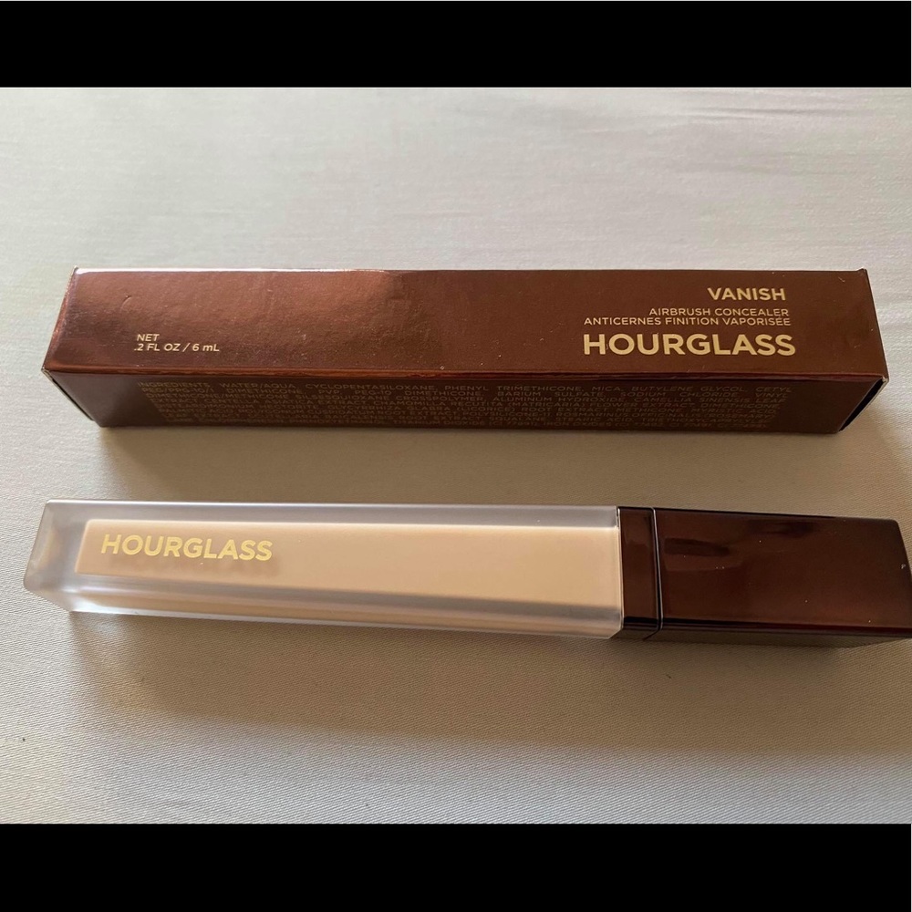 Hourglass concealer